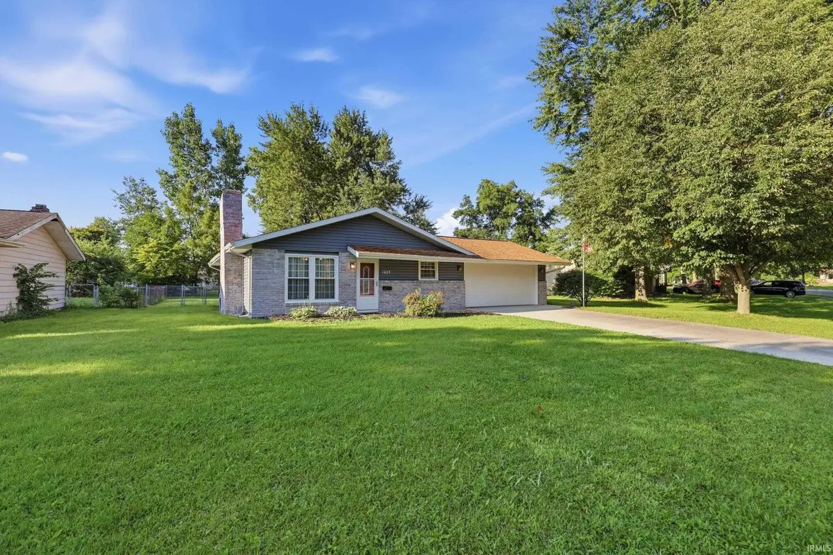 1405 Portage Pass, Auburn, IN 46706 - #1