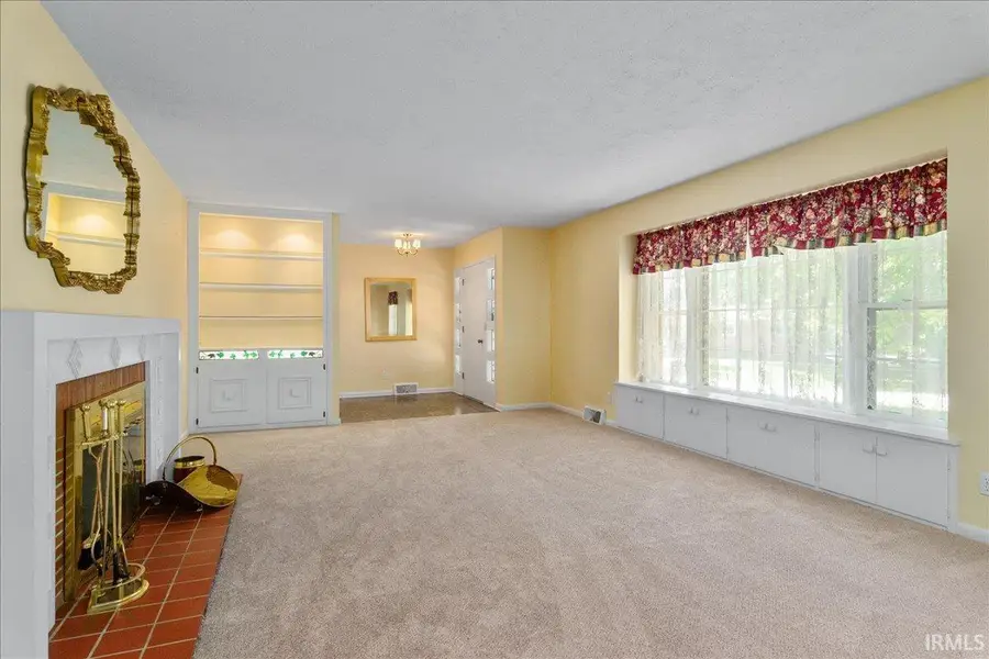 1804 W Midland Avenue, Princeton, IN 47670 - #2