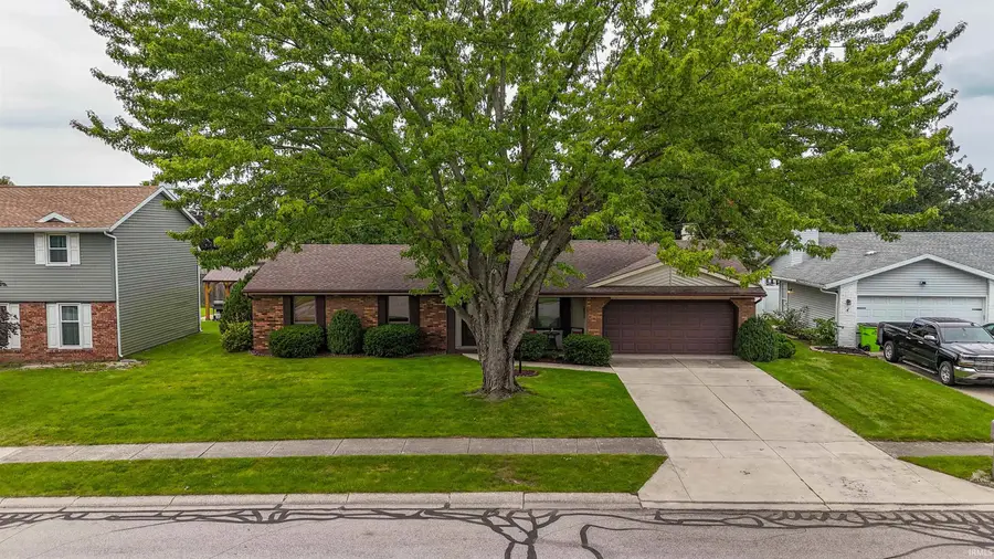 1550 Canterbury Court, Huntington, IN 46750 - #2