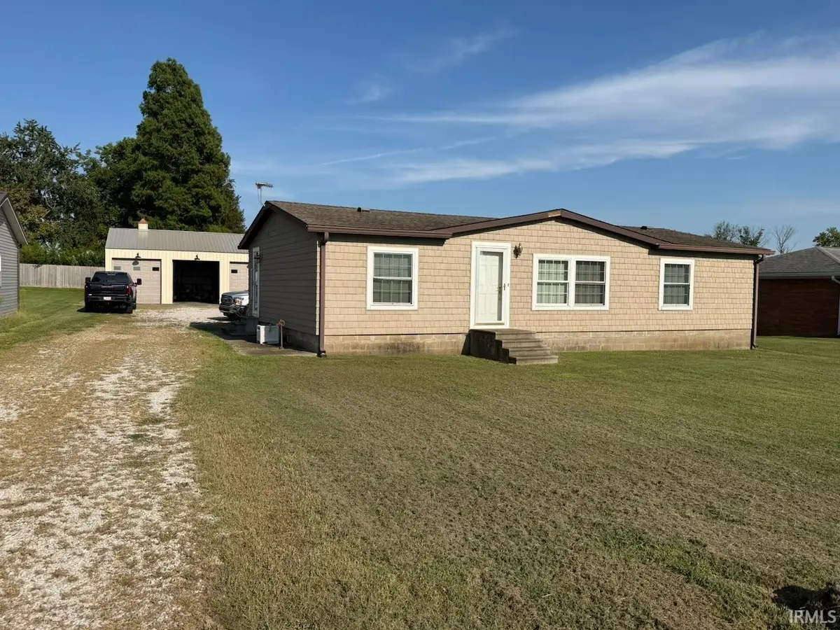 8066 S 25 W, Fort Branch, IN 47648 - #1