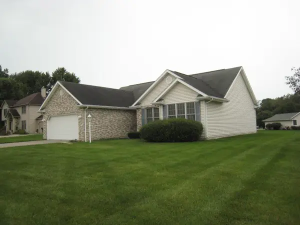 51955 Courtland Drive, South Bend, IN 46637