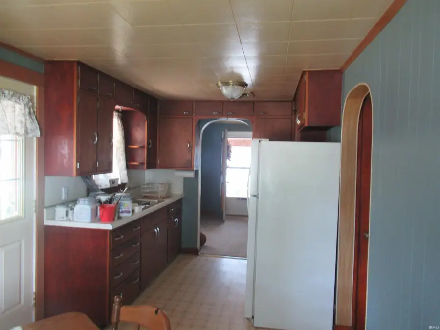 512 Vine Street, Columbia City, IN 46725 - #2