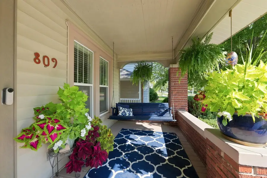 809 S Jackson Street, Auburn, IN 46706 - #3