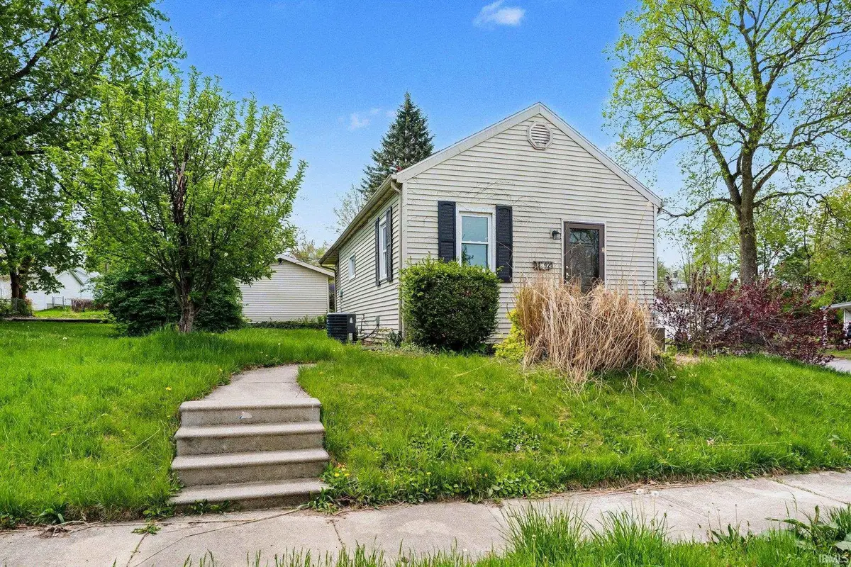 202 E Oakside Street, South Bend, IN 46614 - #1