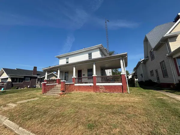 118 W 4th Street, Bicknell, IN 47512