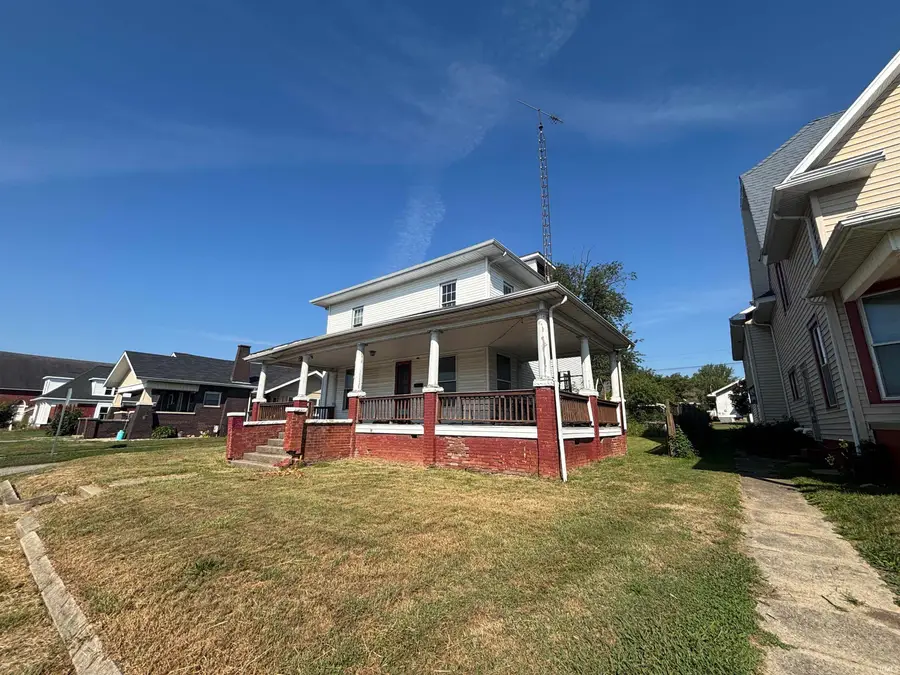 118 W 4th Street, Bicknell, IN 47512 - #2