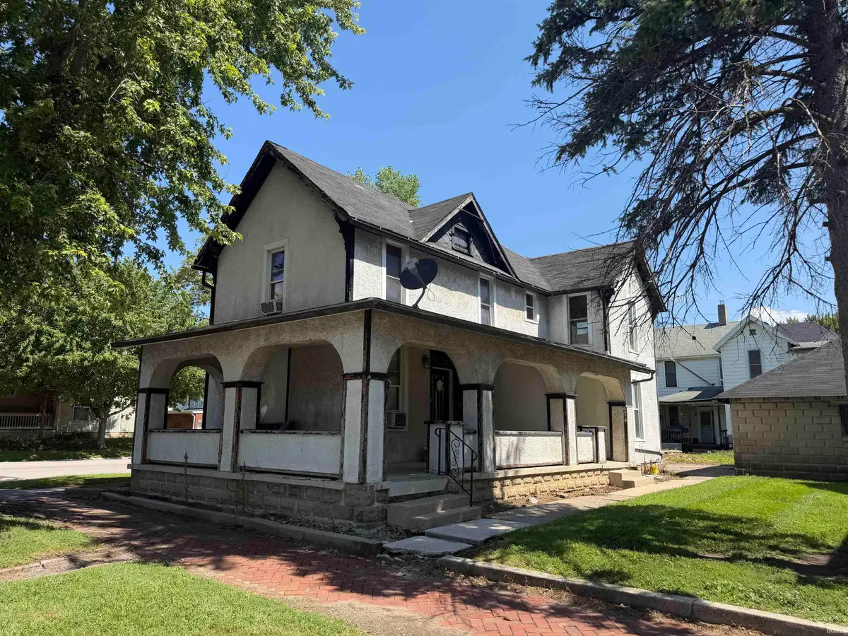647 Guilford Street, Huntington, IN 46750 - #1