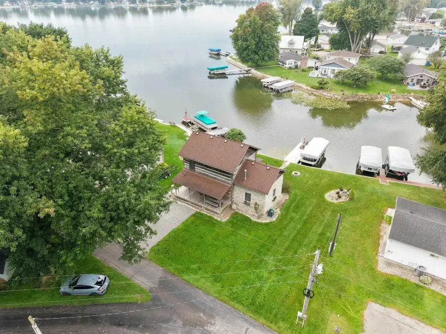 600 Ln 136 Turkey Lake, Hudson, IN 46747 - #3