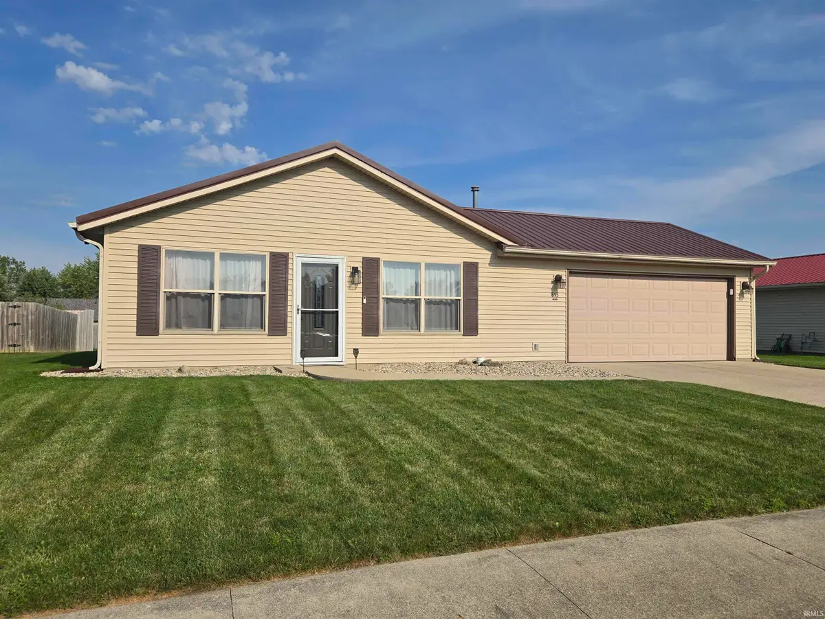 853 S Redstone Court, Columbia City, IN 46725 - #1