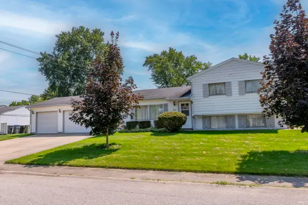 4542 Macdougall Court, South Bend, IN 46614