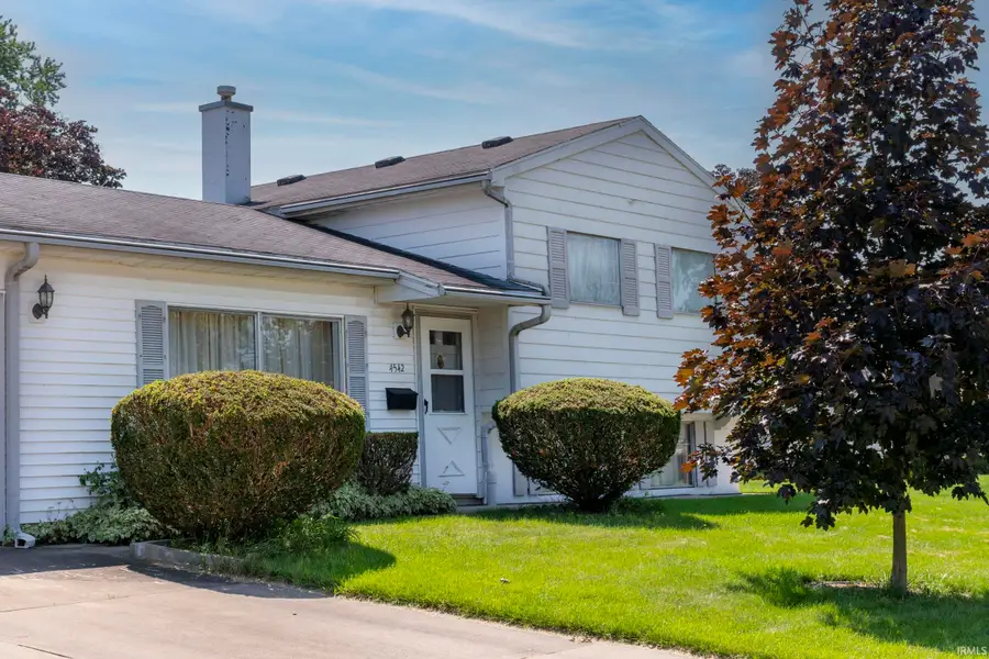 4542 Macdougall Court, South Bend, IN 46614 - #3