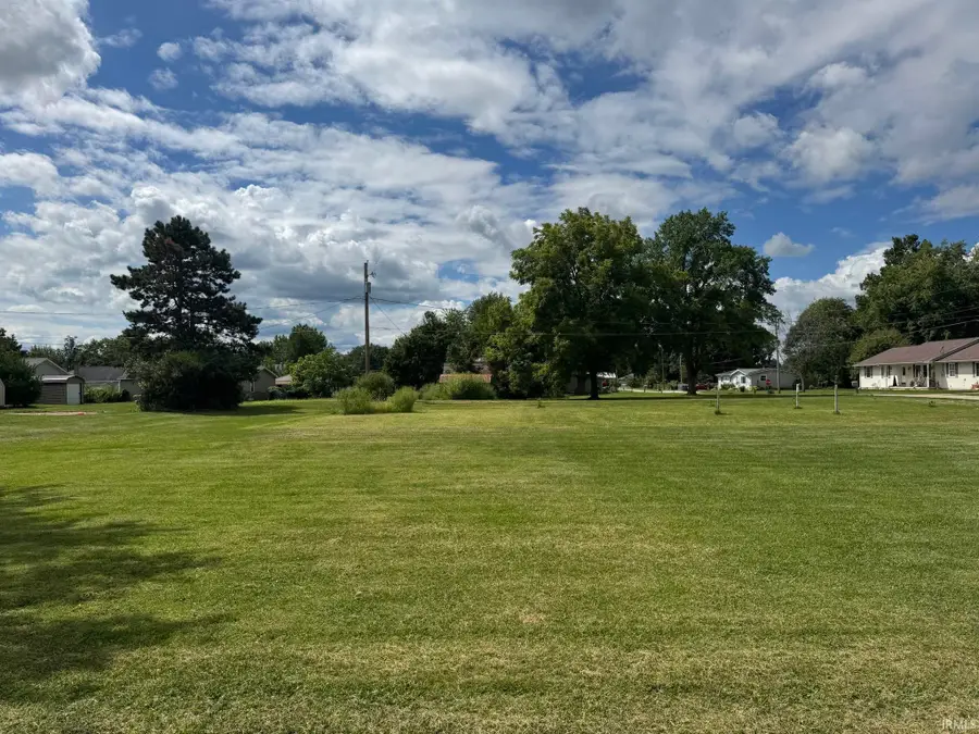 407 S Penn Street, Fairmount, IN 46928 - #2