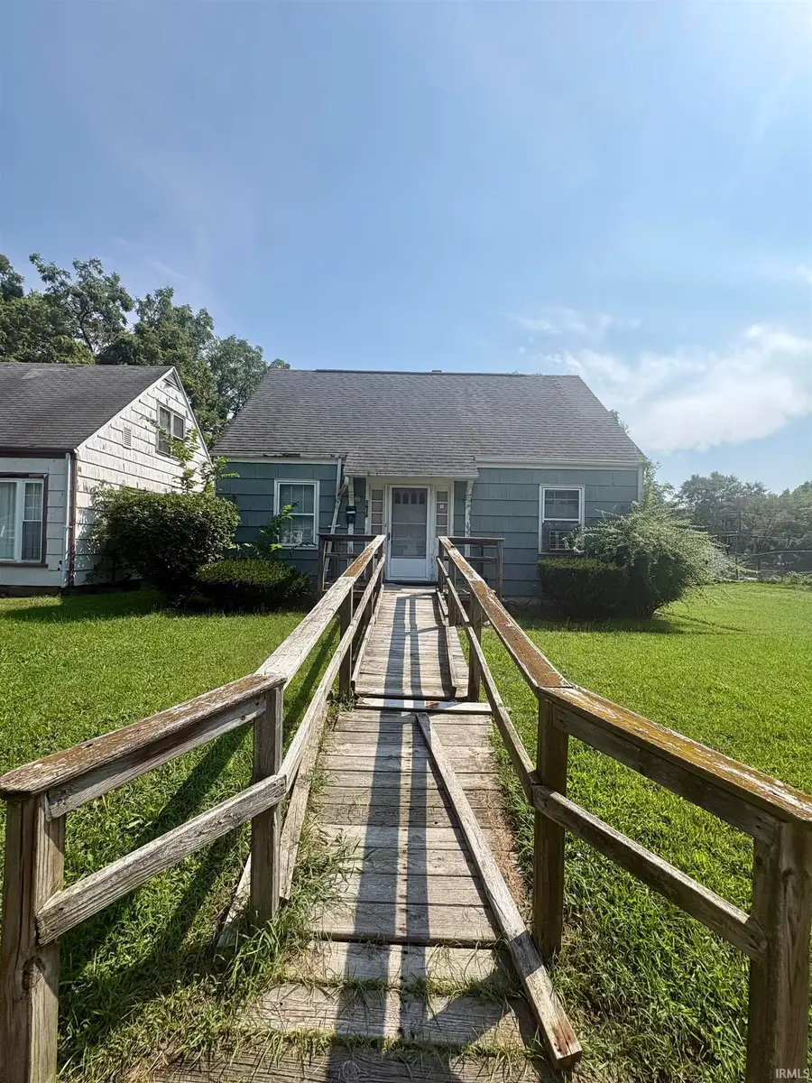 1626 Johnson Street, South Bend, IN 46628 - #2