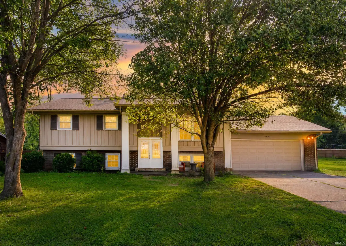 4300 Pine Drive, Newburgh, IN 47630 - #1