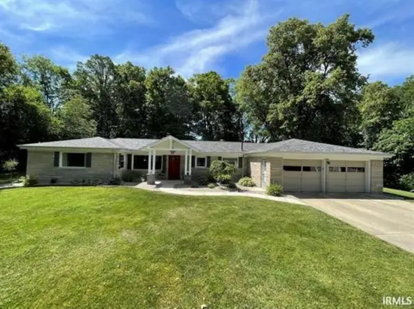 2712 E Fairoaks Drive, New Castle, IN 47362