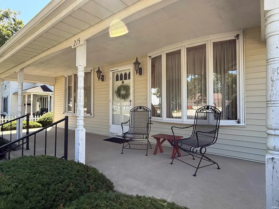 215 E Lyman Street, Francesville, IN 47946 - #3