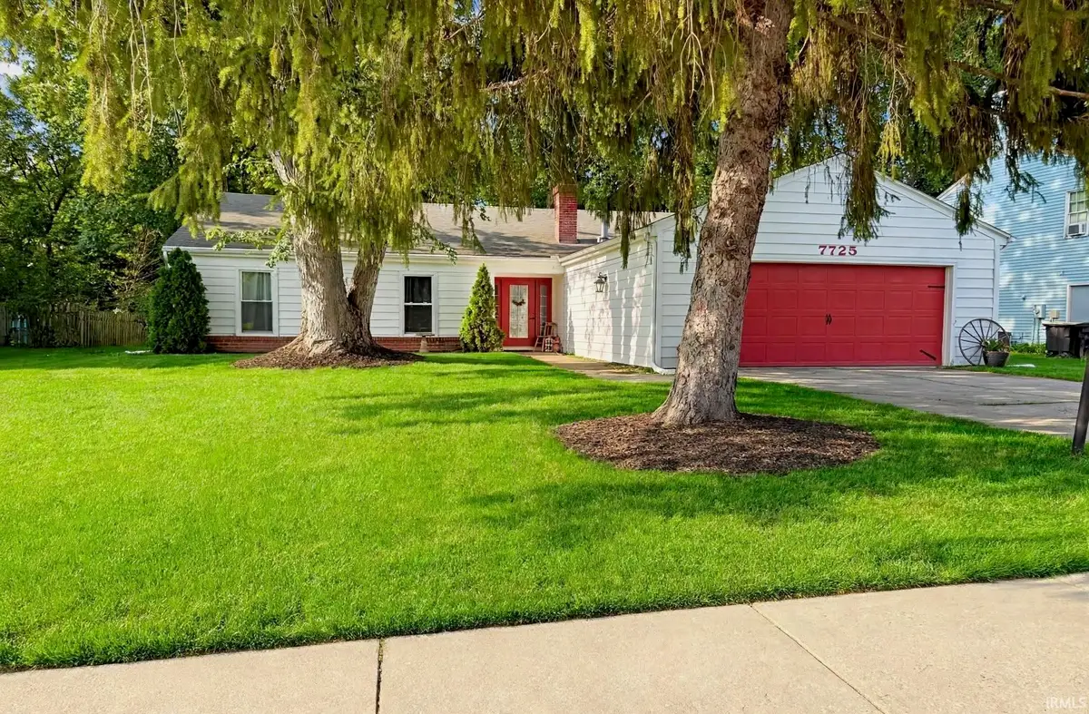 7725 Glenoak Parkway, Fort Wayne, IN 46815 - #1