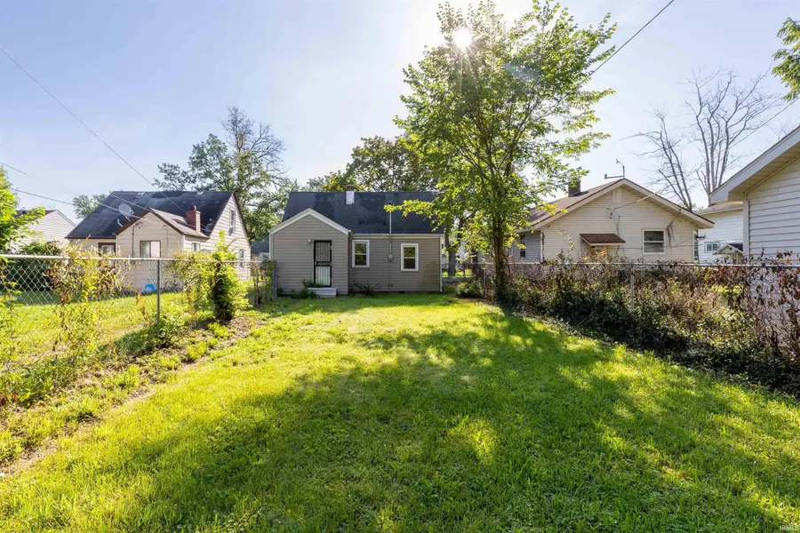 4818 Hanna Street, Fort Wayne, IN 46806 - #2