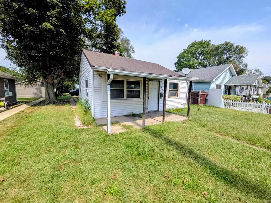 1024 W Lusher Avenue, Elkhart, IN 46516 - #2