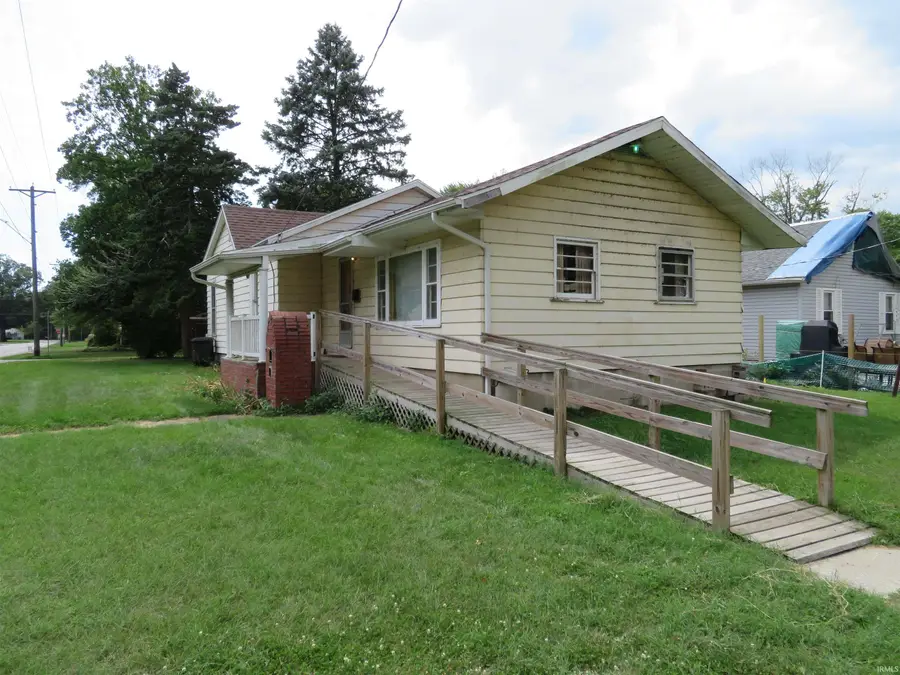 1300 Laurel Street, Elkhart, IN 46514 - #2