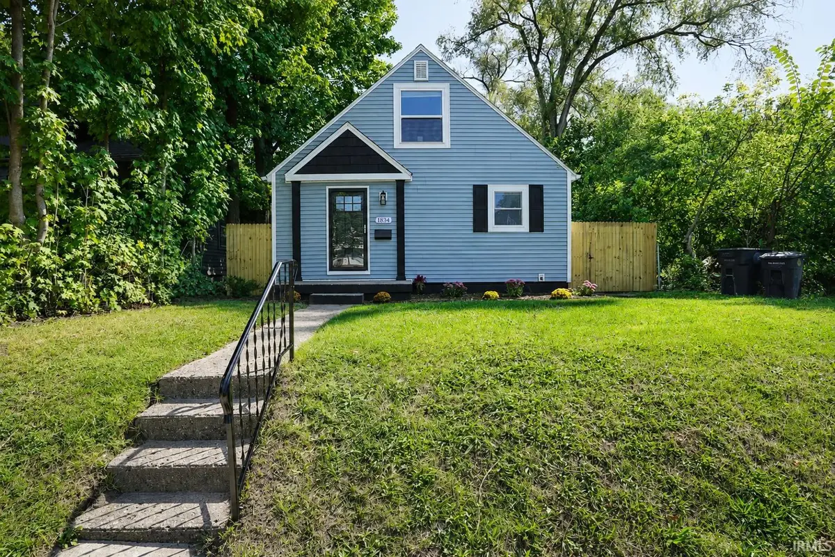 1834 O'brien Street, South Bend, IN 46628 - #1