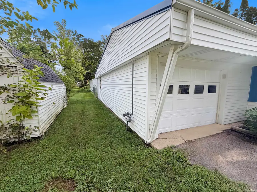306 E South Street, Centerville, IN 47330 - #2