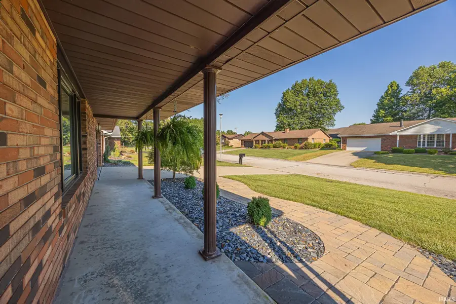 1425 W 4th Street, Jasper, IN 47546 - #2