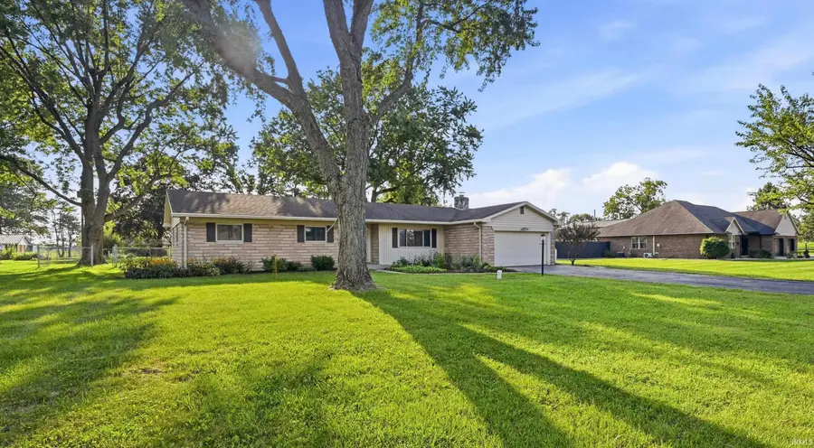 8000 S Sun Mor Drive, Muncie, IN 47302 - #2
