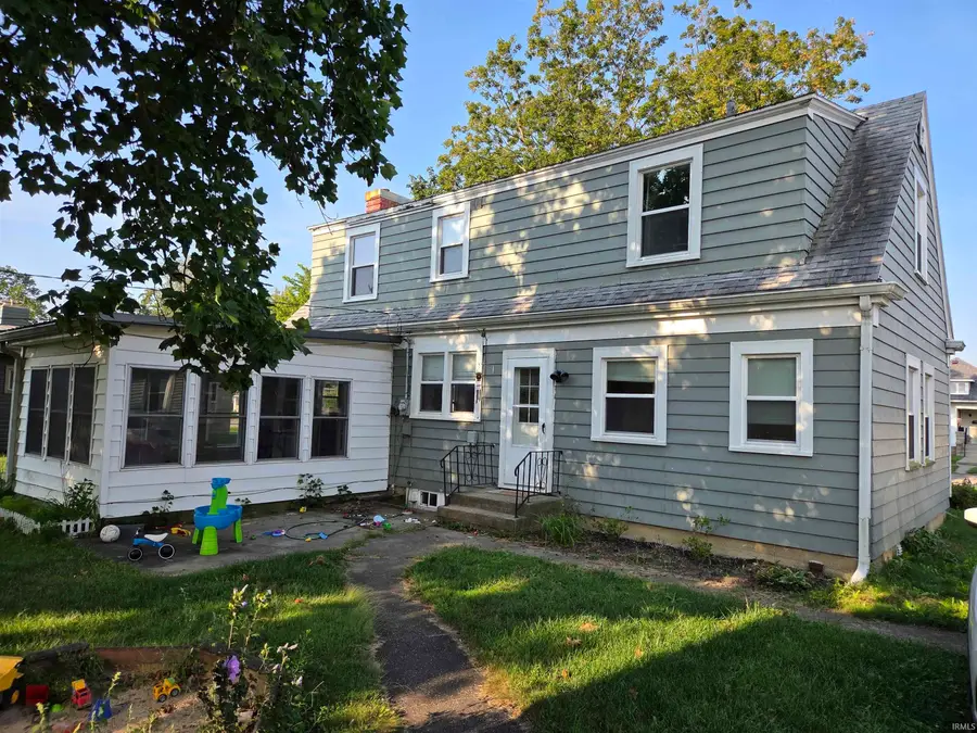 511 S Illinois Street, Monticello, IN 47960 - #3