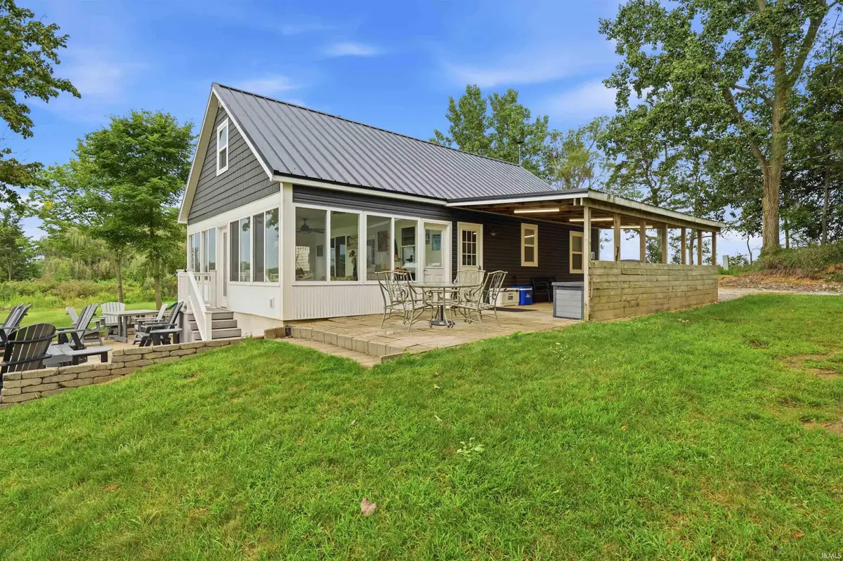 5443 W Diamond Lake Road, Wawaka, IN 46794 - #1
