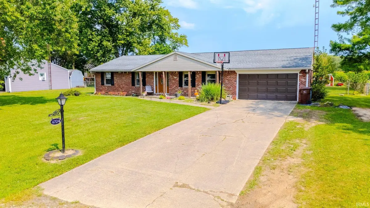 4704 N Brooke Drive, Marion, IN 46952 - #1