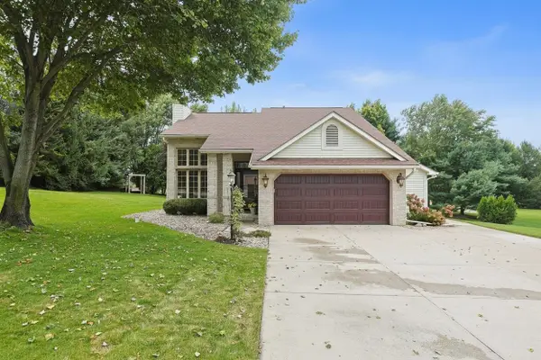 33983 Prairie Knolls Drive, New Carlisle, IN 46552