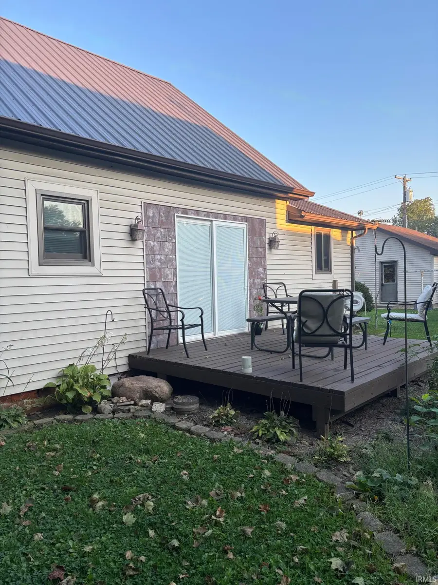 209 E Jackson Street, Monroe, IN 46772 - #2