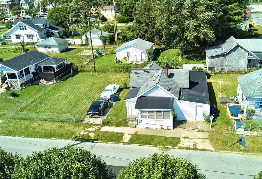 315 E 9th Street, Marion, IN 46953 - #3