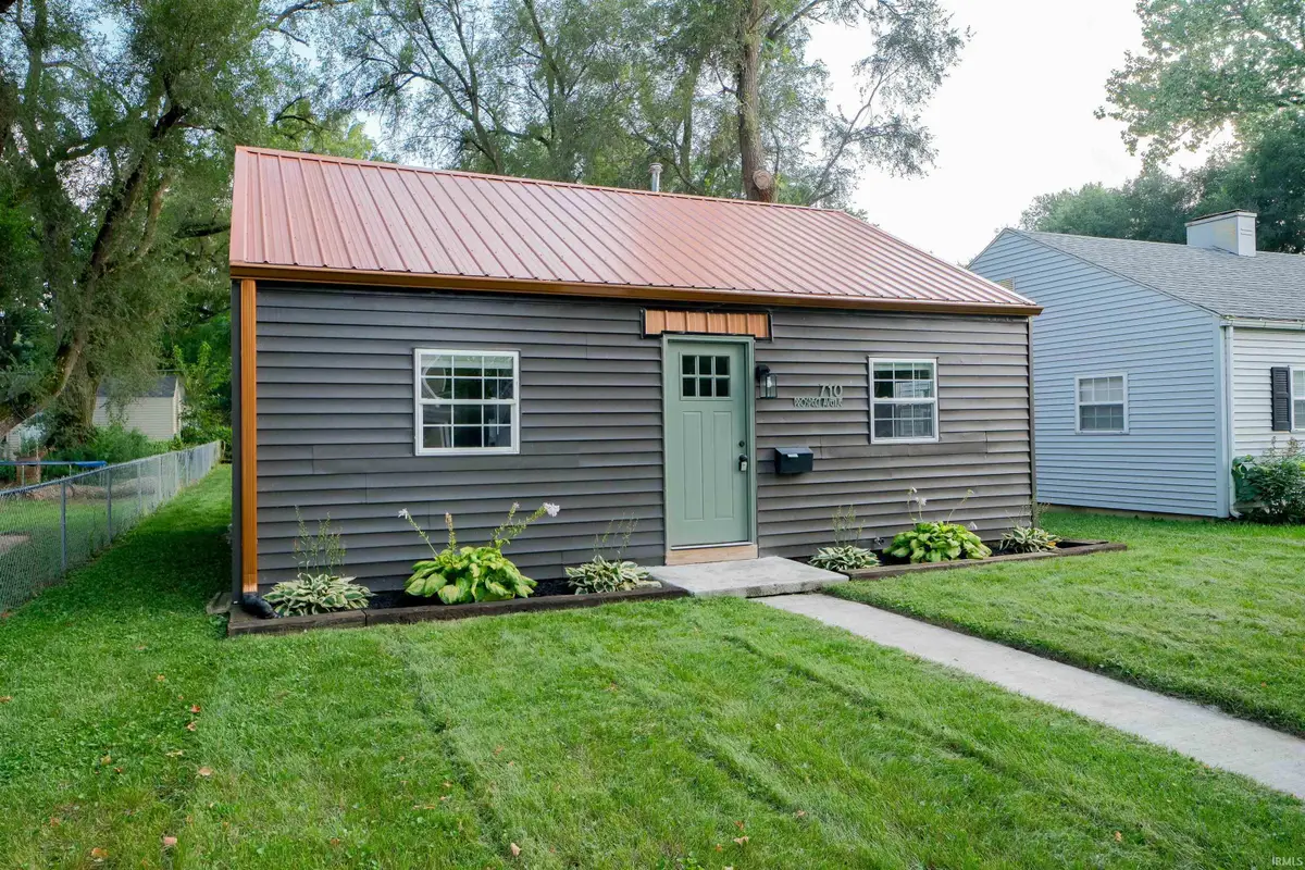 710 Prospect Avenue, Fort Wayne, IN 46805 - #1