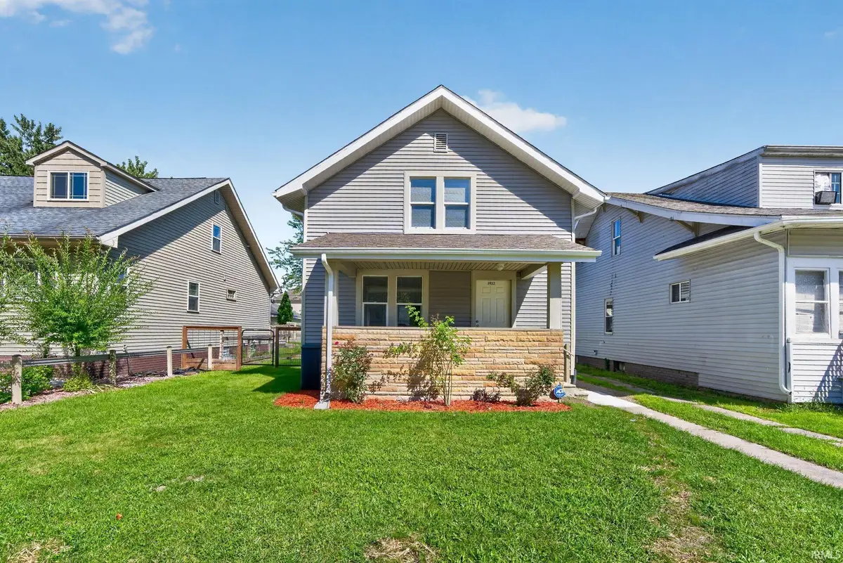 1022 Diamond Avenue, South Bend, IN 46628 - #1