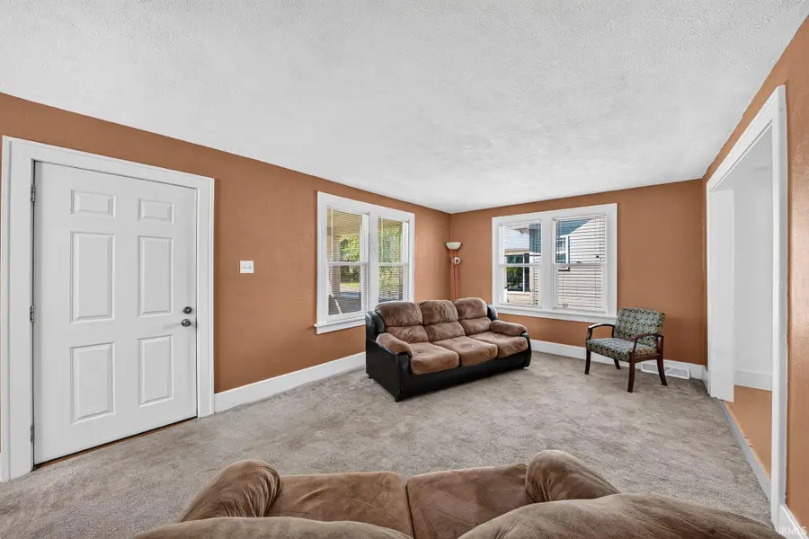 1022 Diamond Avenue, South Bend, IN 46628 - #2