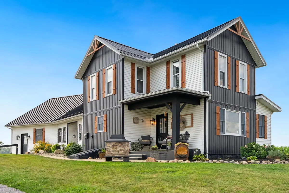 328 S Wolf Road, Columbia City, IN 46725 - #1