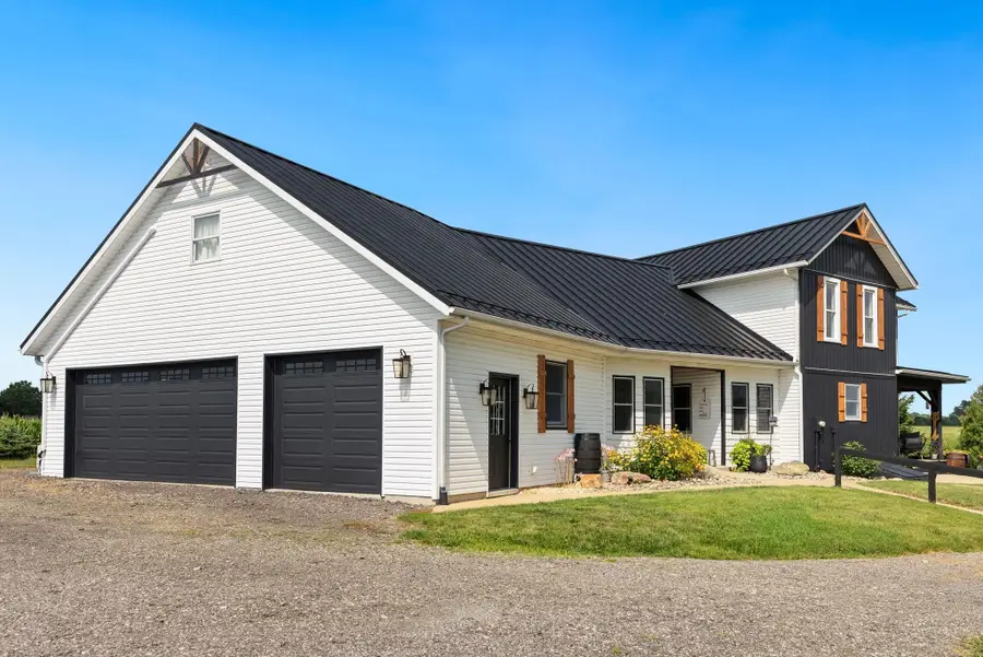 328 S Wolf Road, Columbia City, IN 46725 - #3