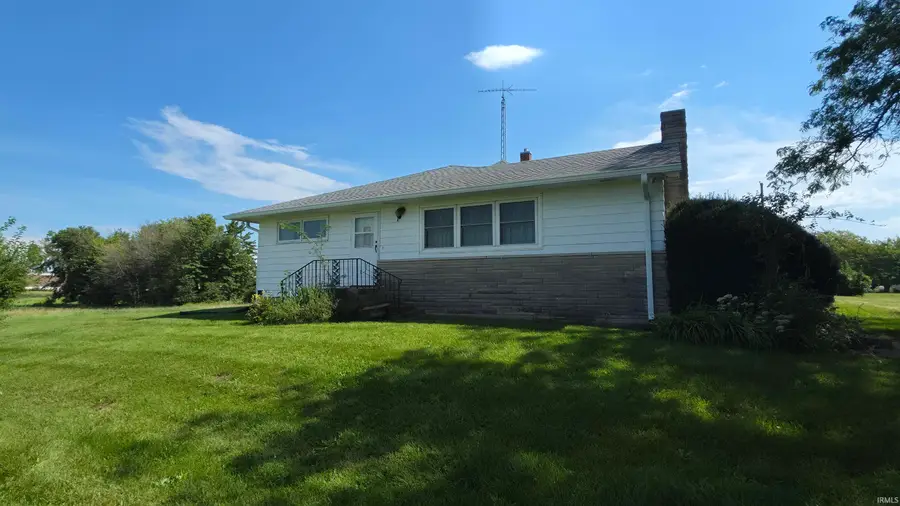 509 W Us 24 Highway, Reynolds, IN 47980 - #3