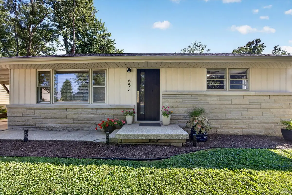 653 W Green Road, Bloomington, IN 47403 - #1
