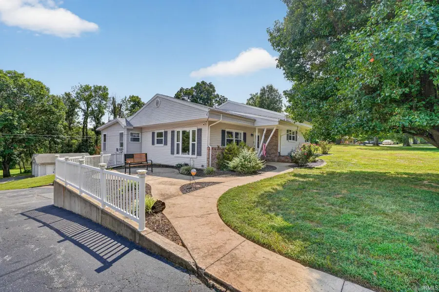 39 Lambert Drive, Mount Carmel, IL 62863 - #2