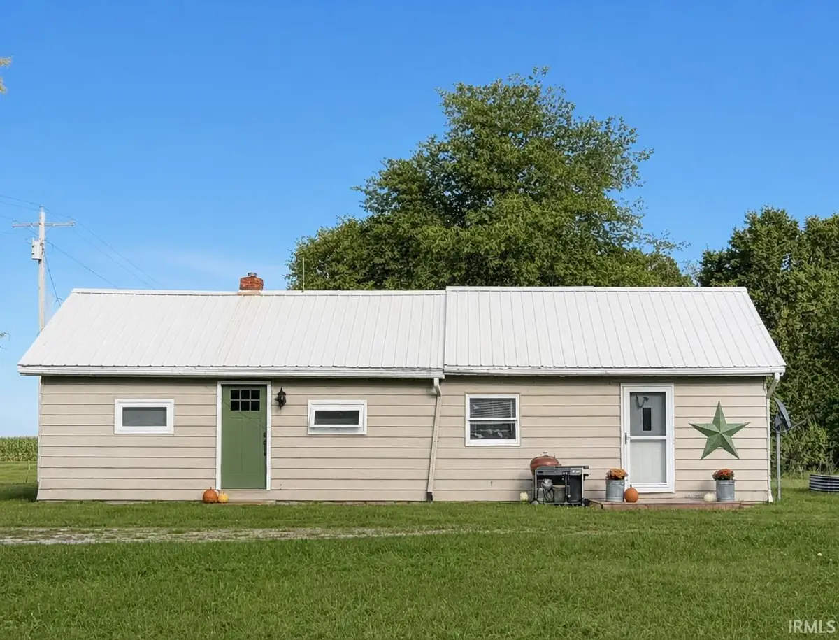 8543 E 350 S, Akron, IN 46910 - #1