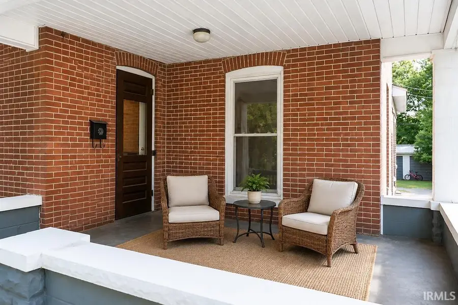 514 E Fort Wayne Street, Warsaw, IN 46580 - #2