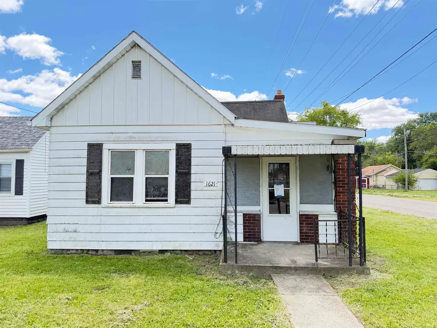 1621 W 16th Street, Muncie, IN 47302 - #2