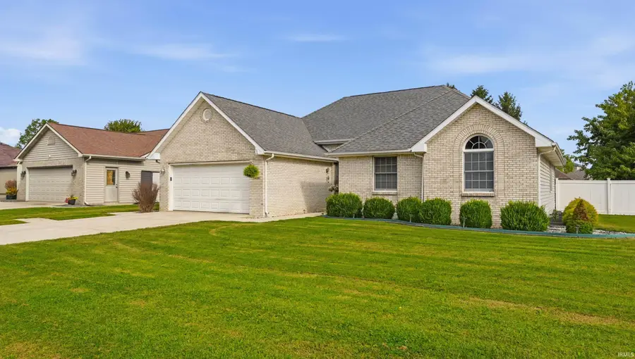 5400 W Blaire Drive, Muncie, IN 47304 - #2