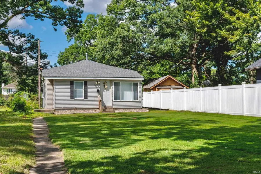 1131 Johnson Street, South Bend, IN 46628 - #2