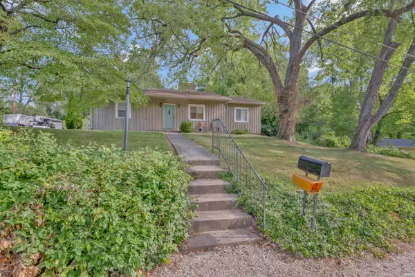 216 Christ Road, Evansville, IN 47711