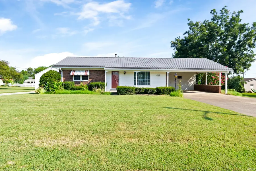 33 E Third Avenue, Poseyville, IN 47633 - #2