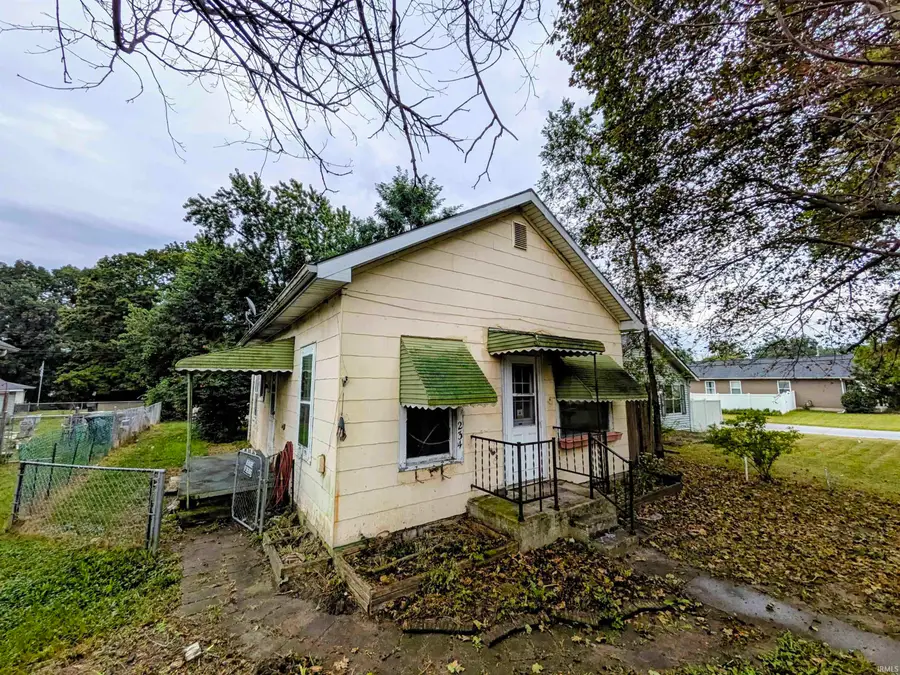 234 S 35th Street, South Bend, IN 46615 - #3